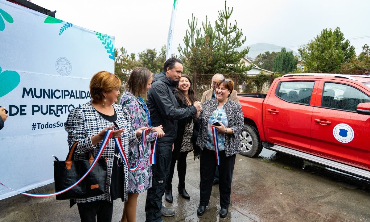 Nueva camioneta mejora acceso a atención médica en zona rural de Puerto Montt