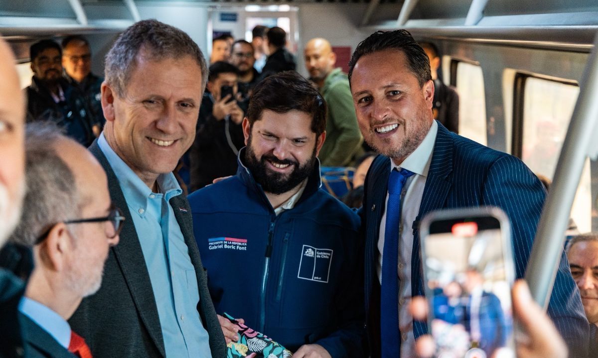 Alcalde de Puerto Montt pide al Presidente acelerar doble vía hacia el aeropuerto El Tepual